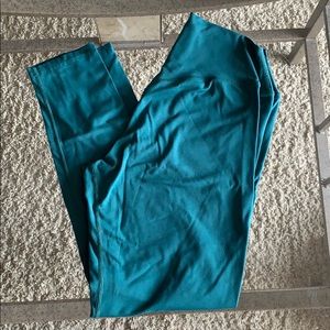 Balance Athletica - Outlander Collection - Pine